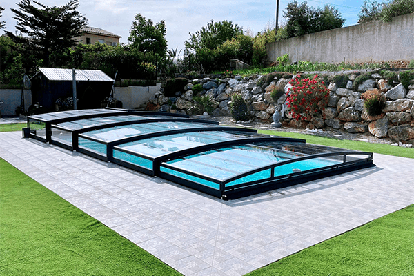 ABRIS DE PISCINES - L'EAU THENTIQUE PISCINE ABRIS DE PISCINES - L'EAU THENTIQUE PISCINE